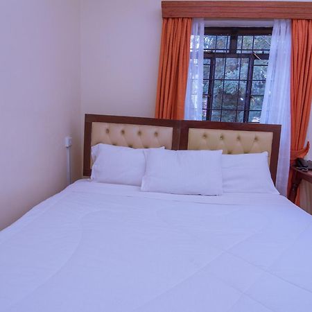 Chak Guesthouse & Conference Center Nairobi Esterno foto