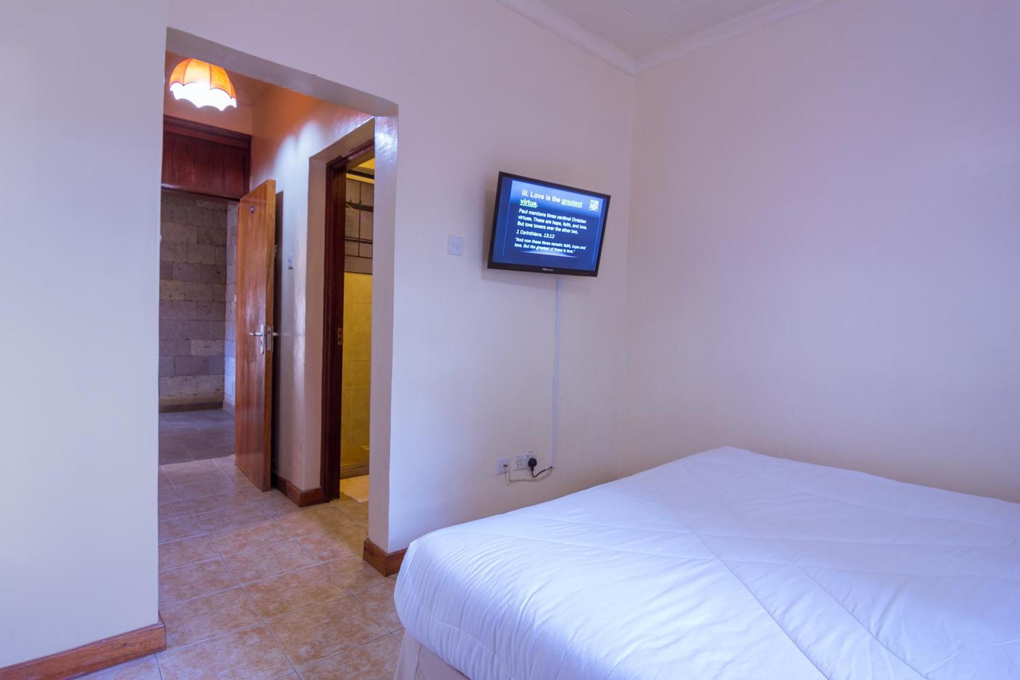 Chak Guesthouse & Conference Center Nairobi Esterno foto