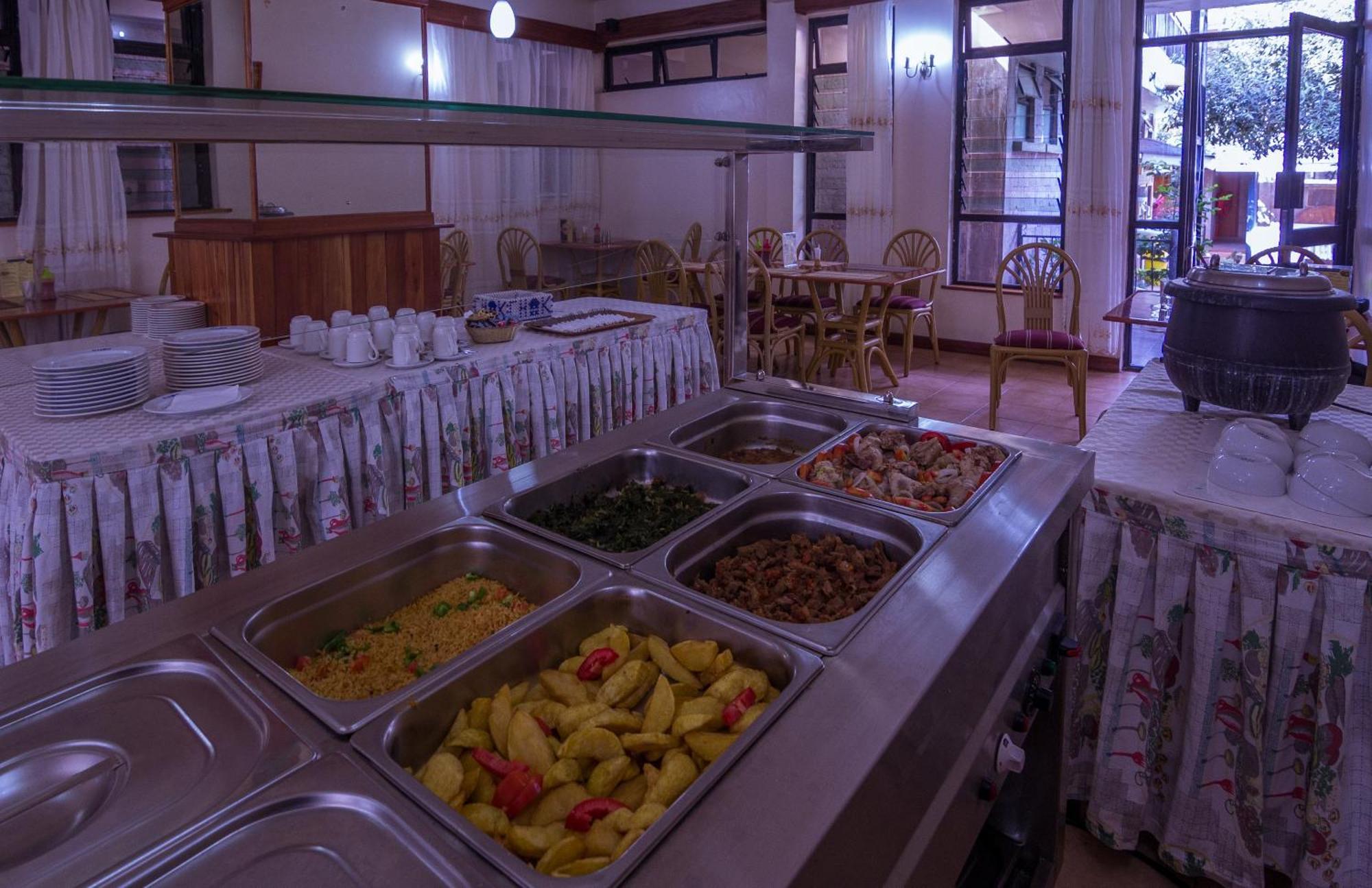 Chak Guesthouse & Conference Center Nairobi Esterno foto