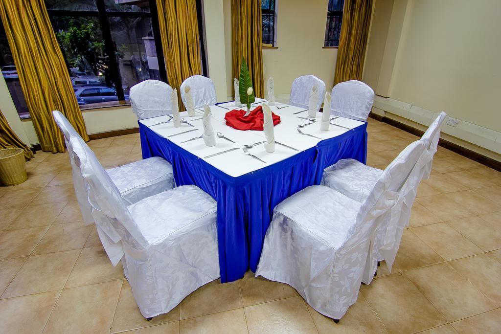 Chak Guesthouse & Conference Center Nairobi Esterno foto